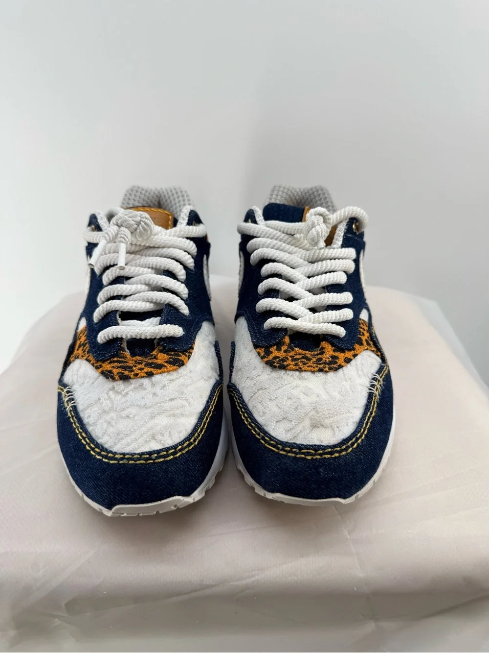 Air Max 1 Premium Denim Leopard Size 9M